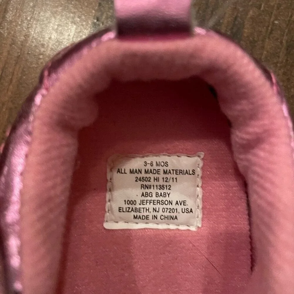 Baby Mary Jane‎ Crib Shoes Kids 3-6M Pink Metallic Glitter Heart Casual Cute